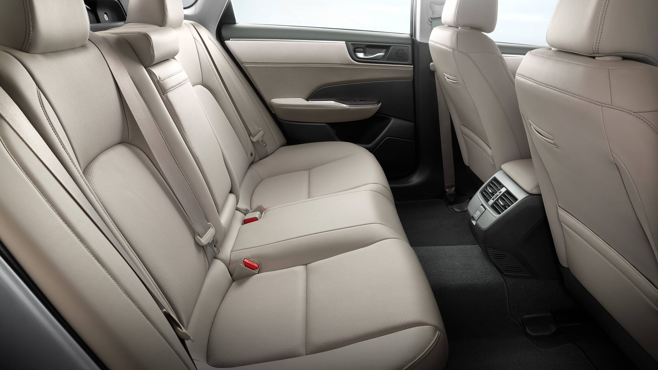 Rear seats of 2021 Clarity Plug-In Hybrid with Beige Leather-trimmed interior.